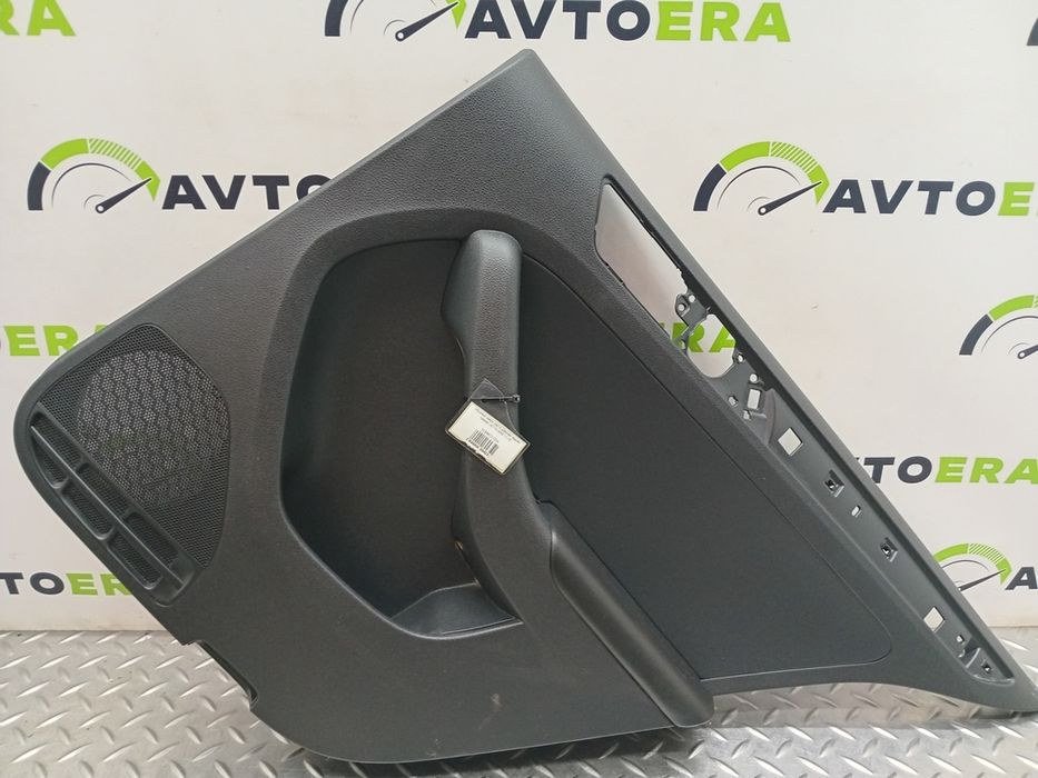 Обшивка двери карта дверная задняя правая VOLKSWAGEN  JETTA MK6 11-18