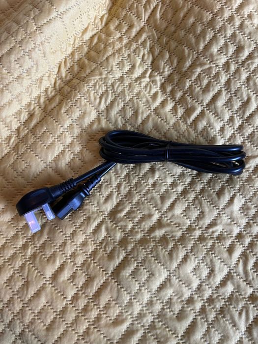 Lote de 4 Cabos de Alimentação UK PSU