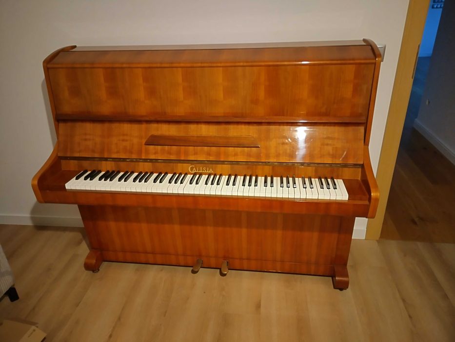 Sprzedam pianino Calisia