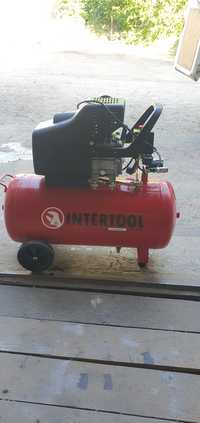 Продам компрессор 50л intertool