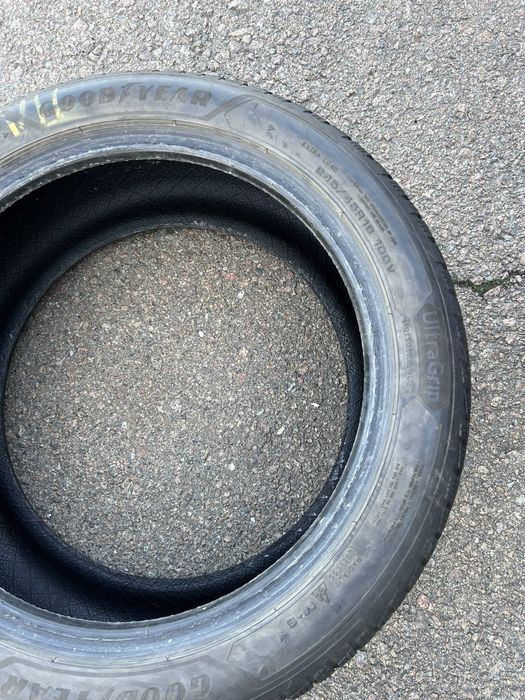 Шини зимові 245 45 r18 Goodyear