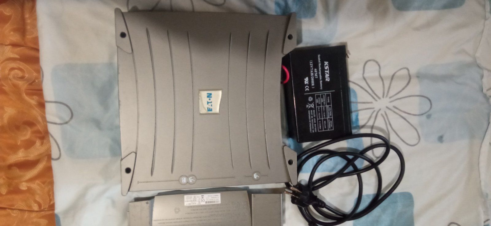 MGE Ellipse ASR 750 USB