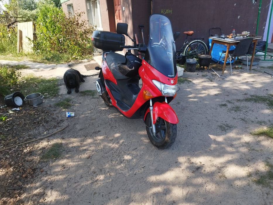 Suzuki epicuro burgman 125 mały przebieg zamienię za jawa MZ albo WSK