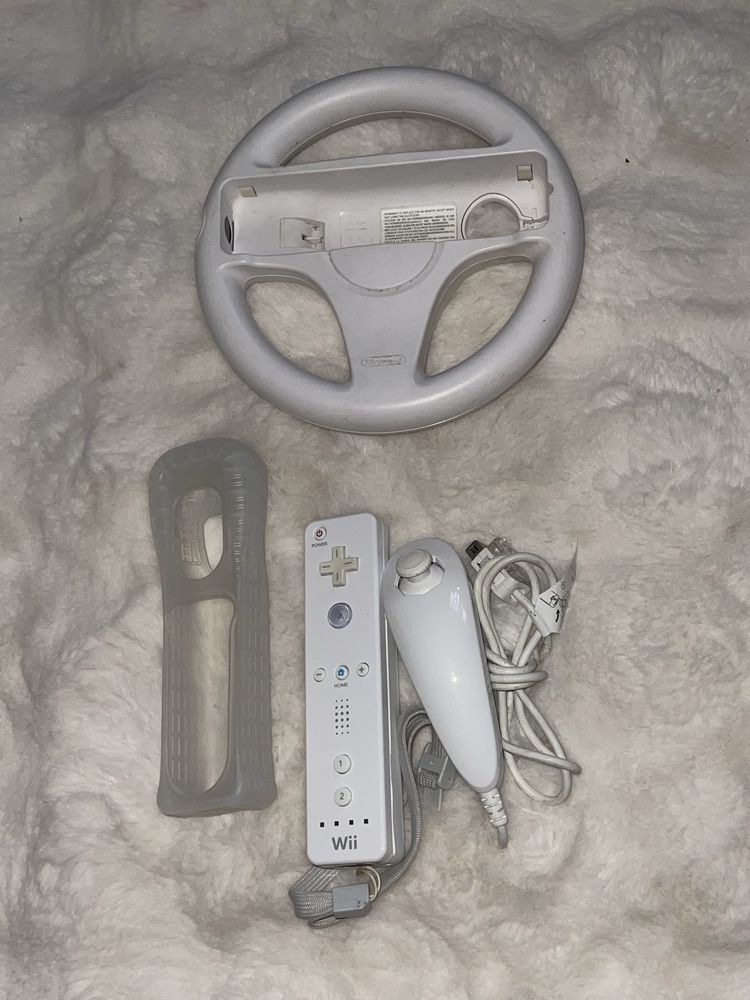 Nintendo Wii biała konsola pady gry kable ładny zestaw