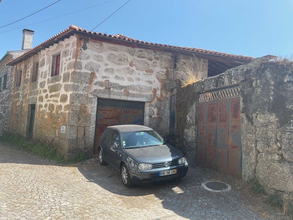 Casa antiga de pedra