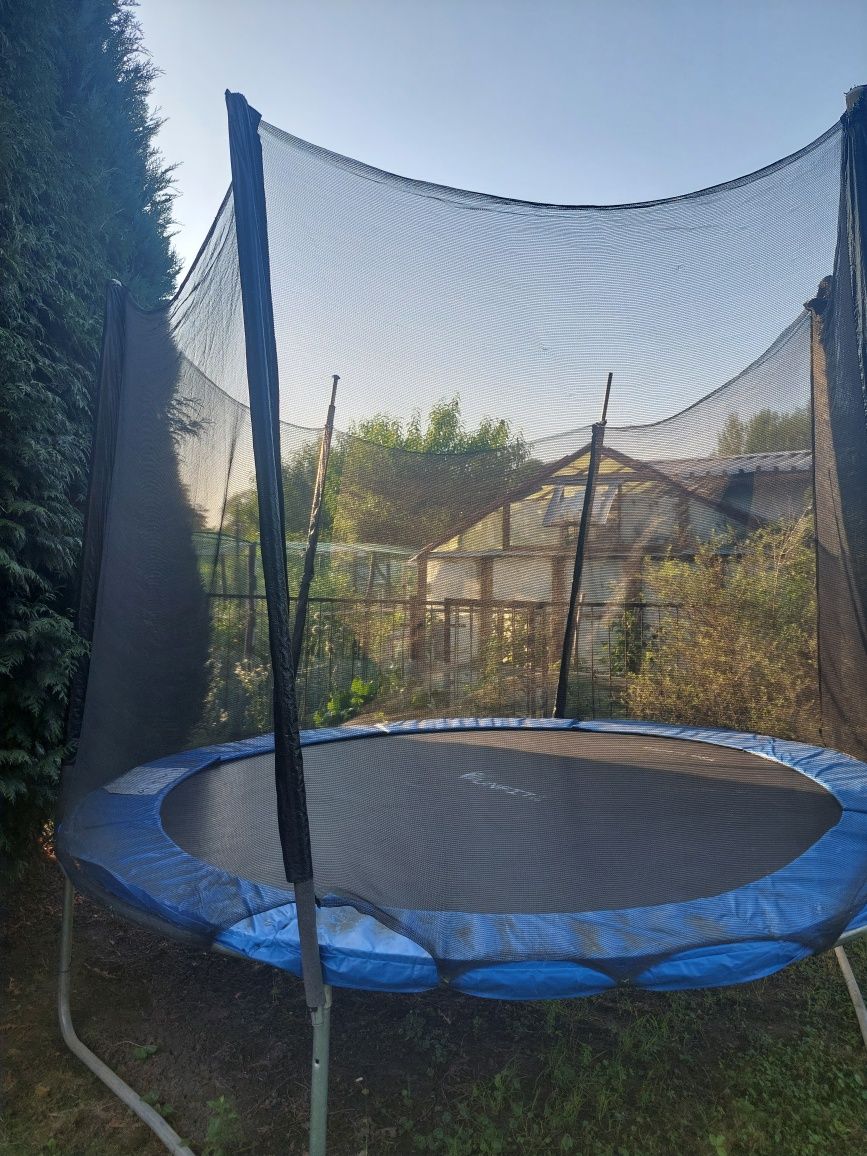 Trampolina stan bardzo dobry,  312 cm .
