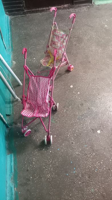 Каляска  для  куклы.   Вишнёвое.