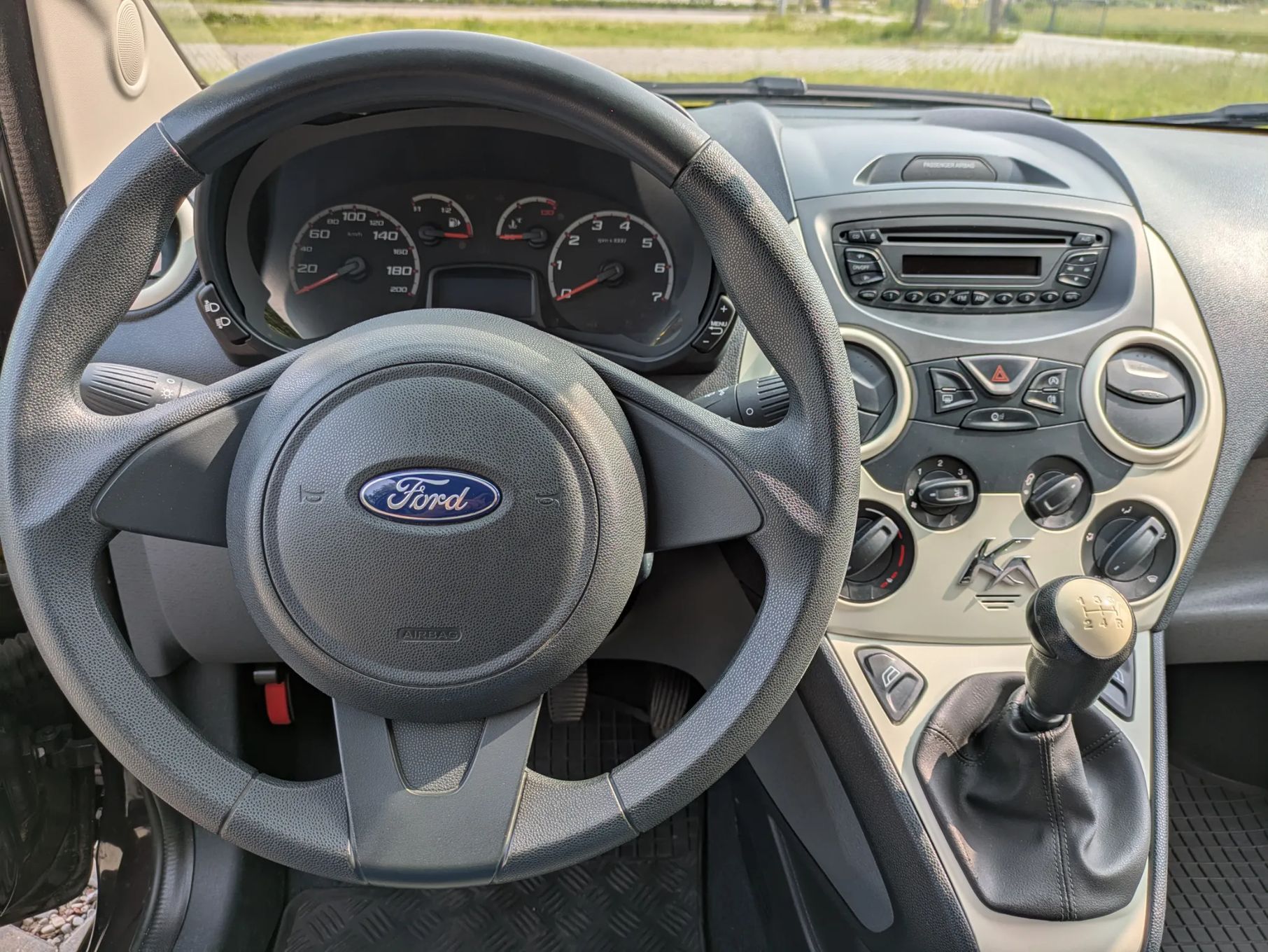 Ford KA Sprzedam Forda KA II z 2015r.