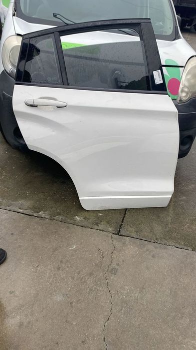 Porta Trás Direita BMW X4 F26 do ano 2014