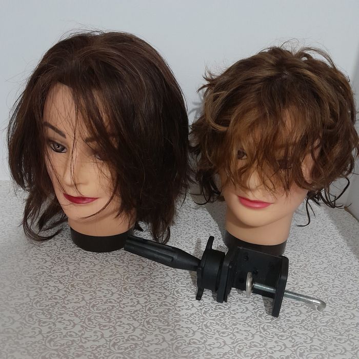 Cabeleireiro duas cabeças para treino