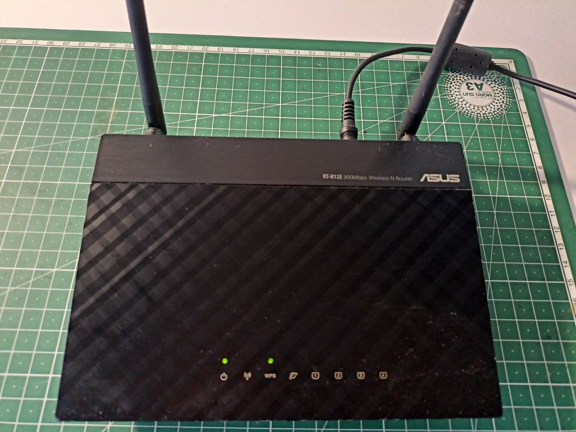 Wifi роутер Asus RT-N12E