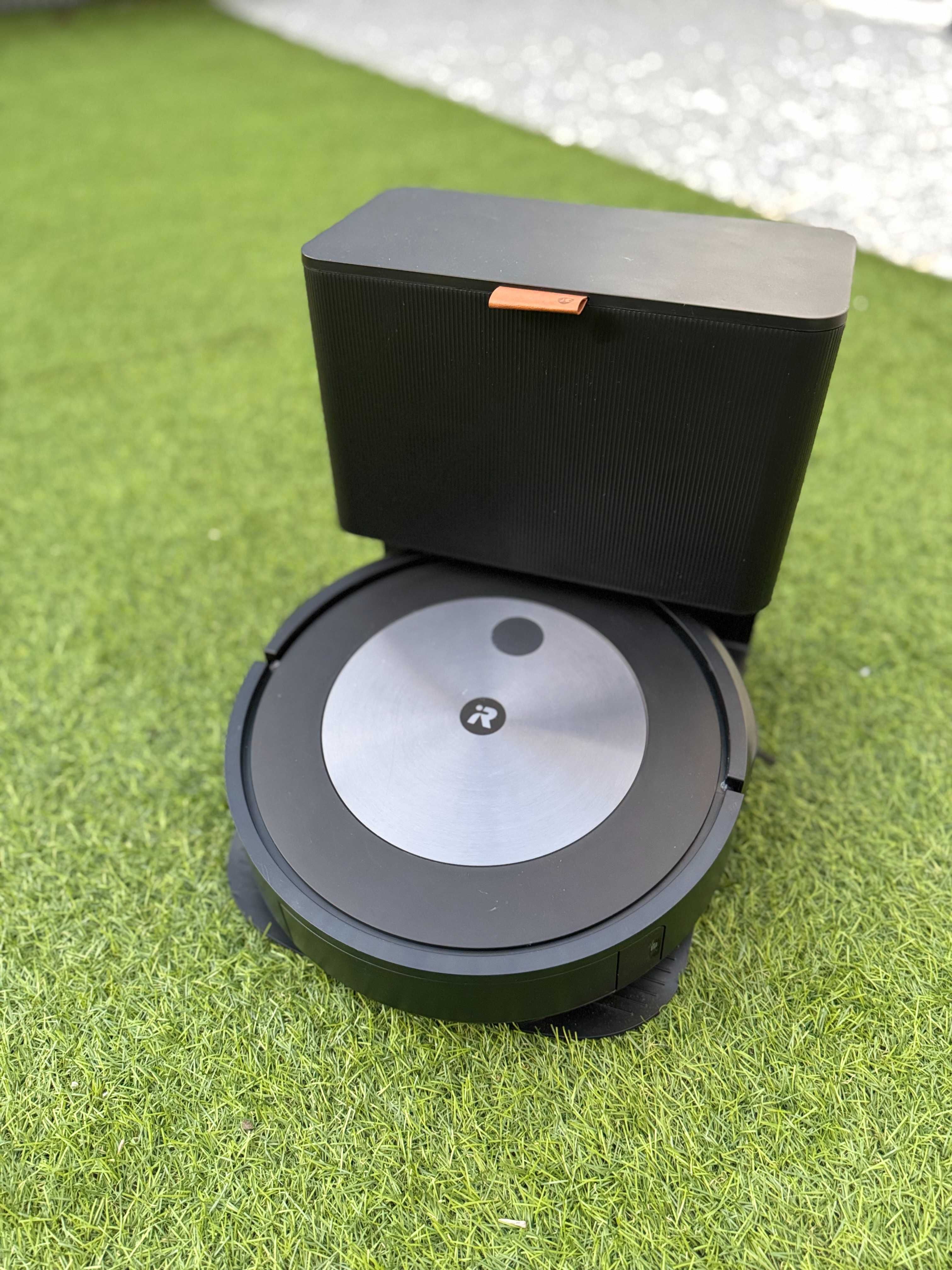 iRobot Roomba J7+ Aspirador Robô