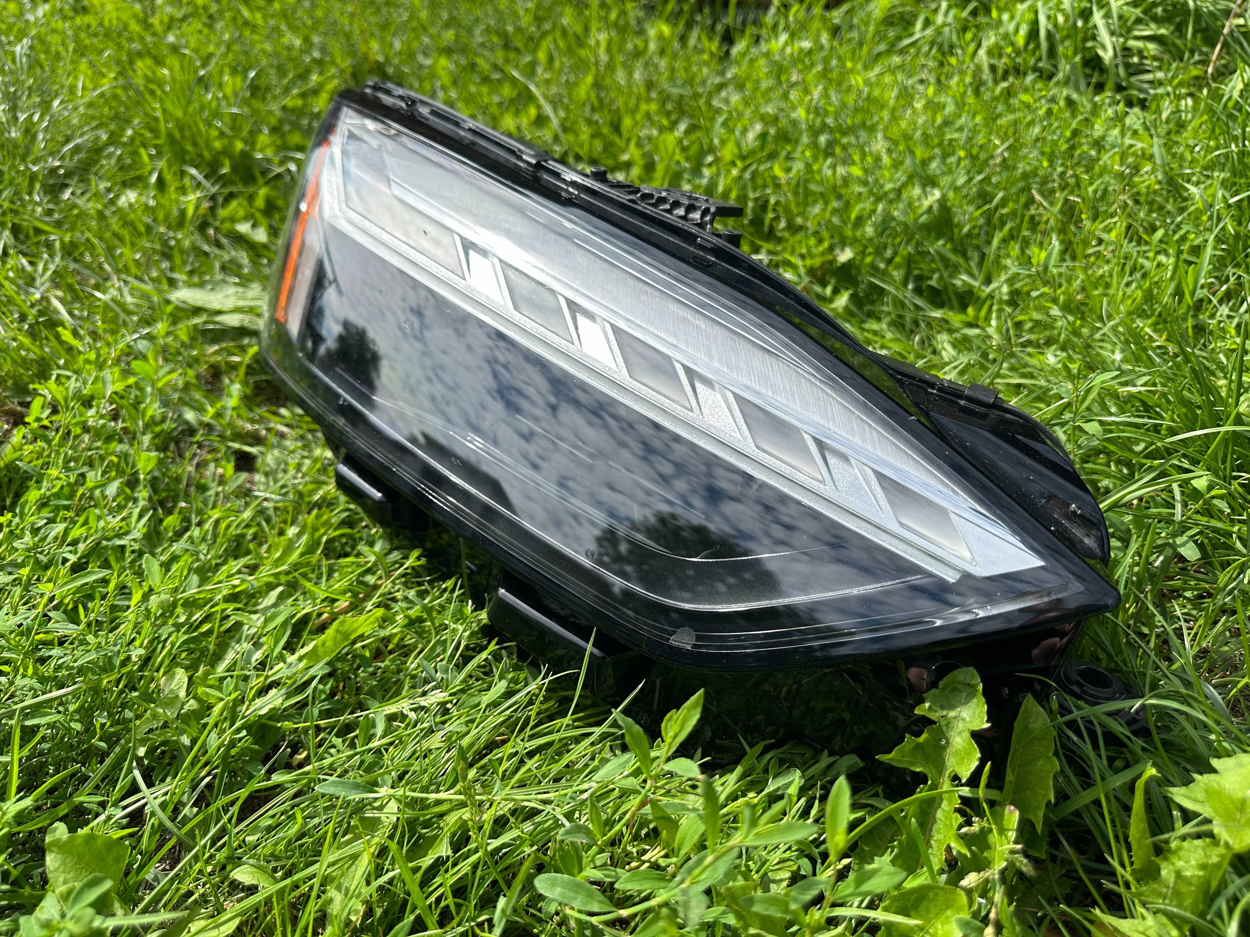 sprzedam lampy usa a5 2021 rok matrix