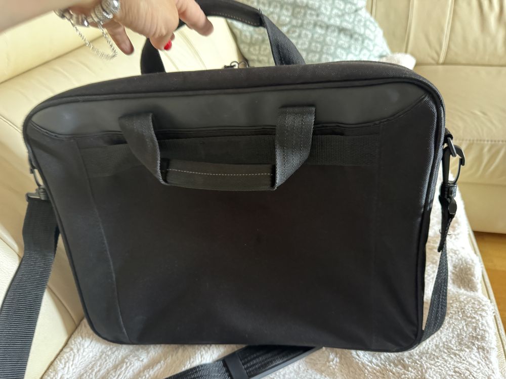 Torba na laptopa czarna