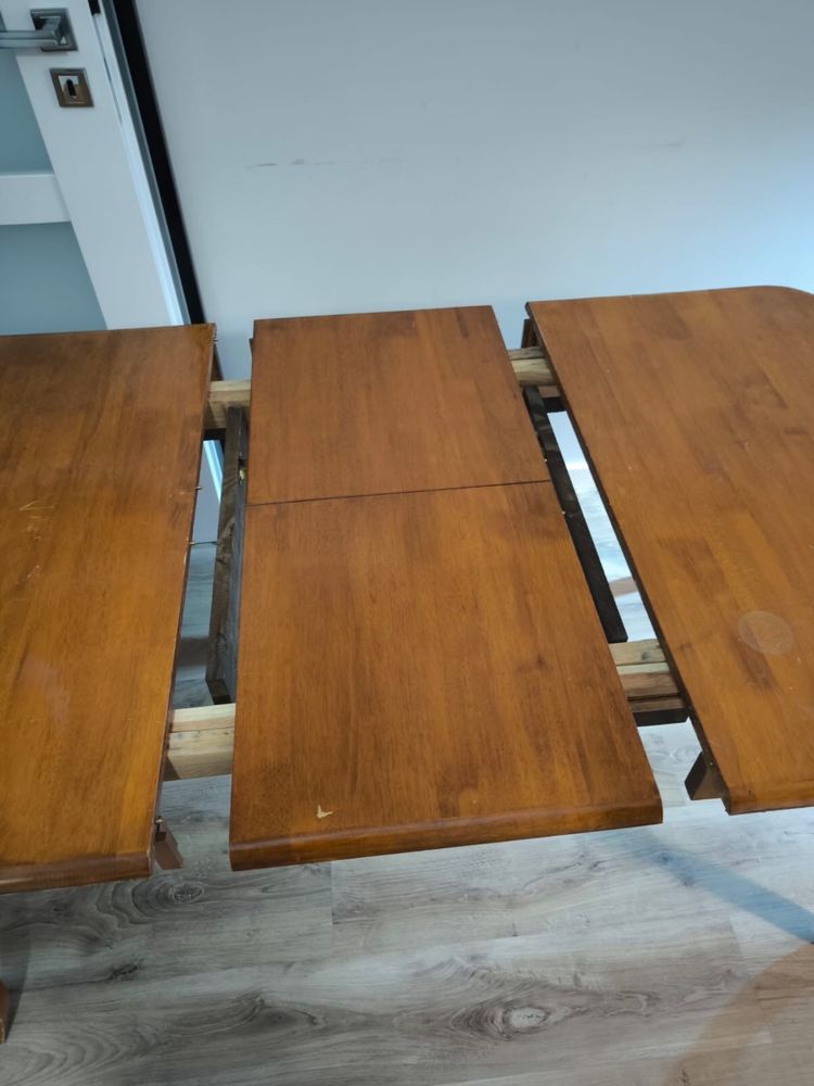 Kuolin stół drewniany