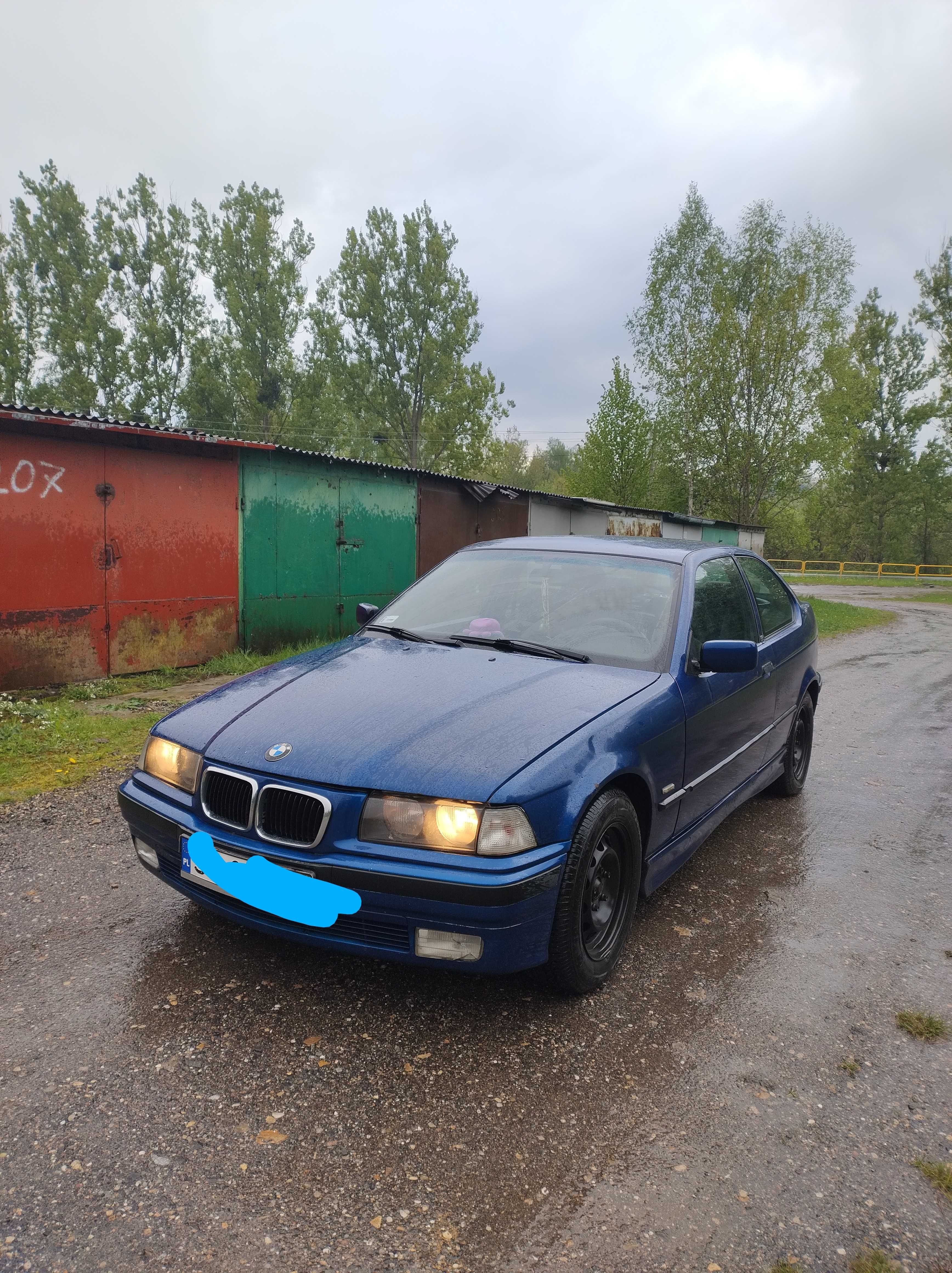 samochód BMW E36