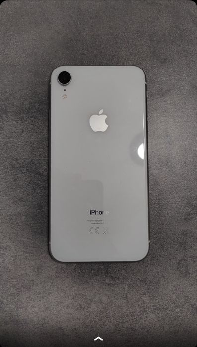 Sprzedam iphone XR 64 gb