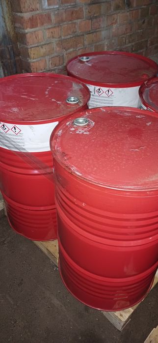 Продам бочки железные на 200л