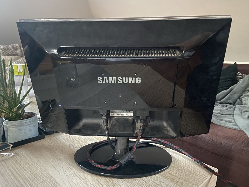 Monitor SAMSUNG SyncMasterP2050