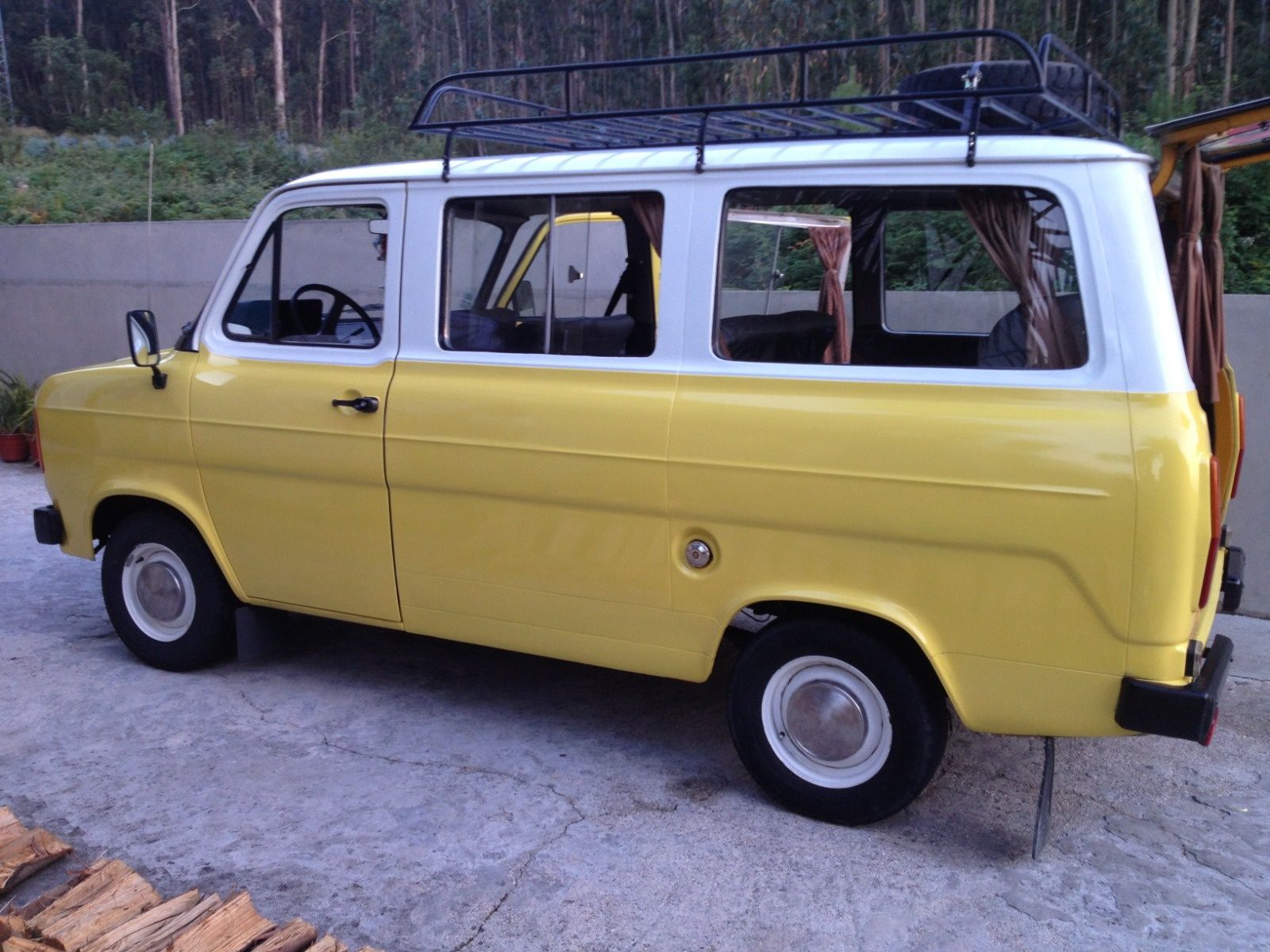 Ford Transit Mk2 de 9 lugares