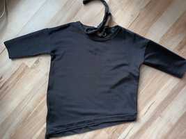Czarna bluza z asymetrycznym dołem, kokarda na plecach/Reserved/M
