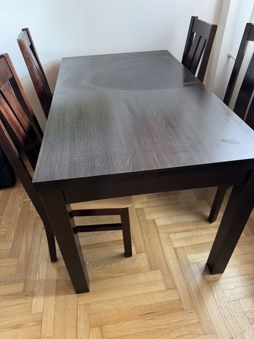 Stol 140(180)*80 z kompletem krzesel drewnianych