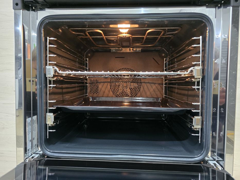 Духова шафа Miele™️ H2760 Обсидіан 2023р збережена Салазки