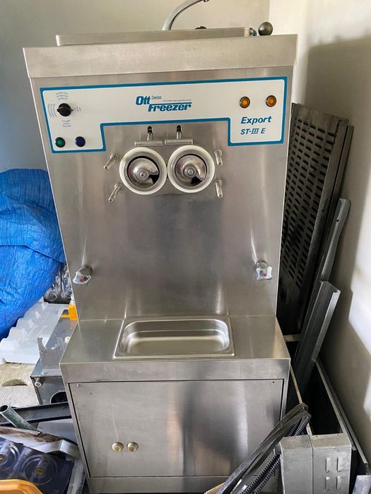 Maszyna automat do lodow wloskich dwa smaki OTT Swiss