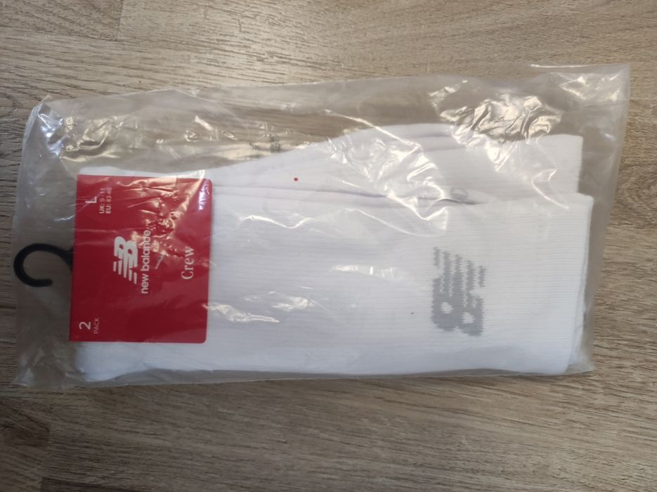 Nowe, długie skarpety News Balance, dwie pary