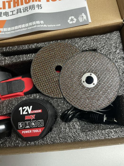 Mini rebarbadora nova na caixa