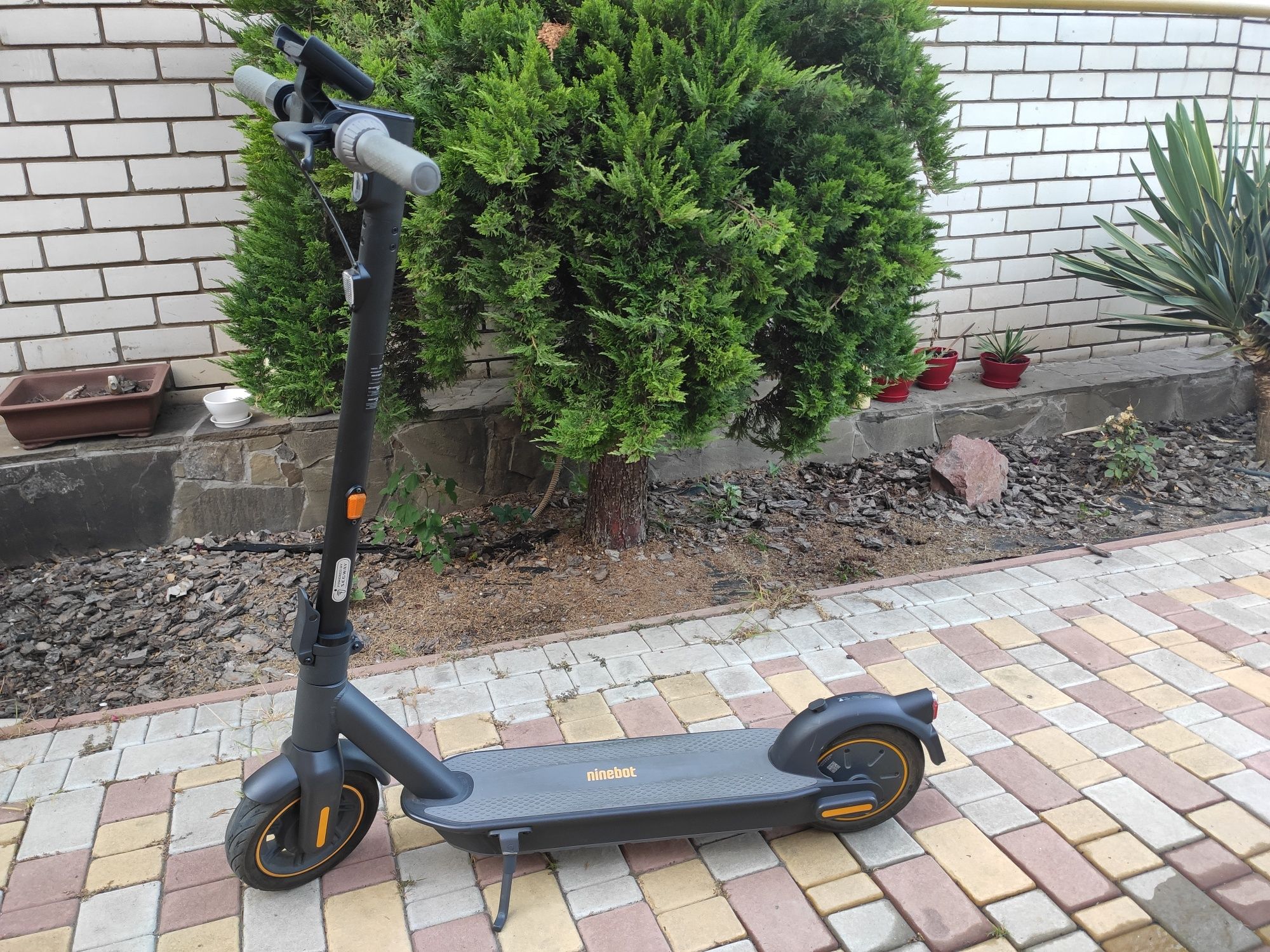 Электросамокат Segway Ninebot Max G30 II