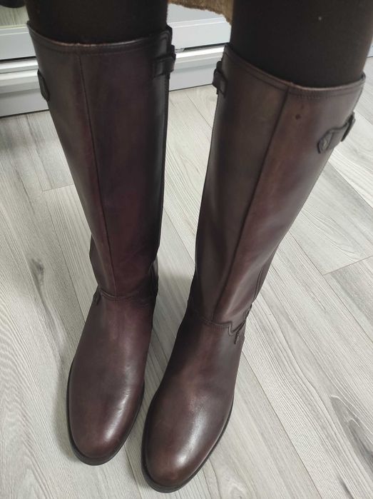 Шикарні жокейські шкіряні чоботи