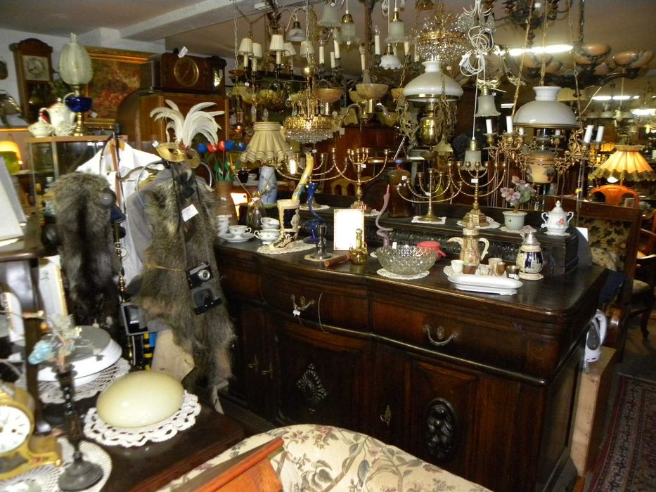 Antyki i meble stylowe - duży wybór