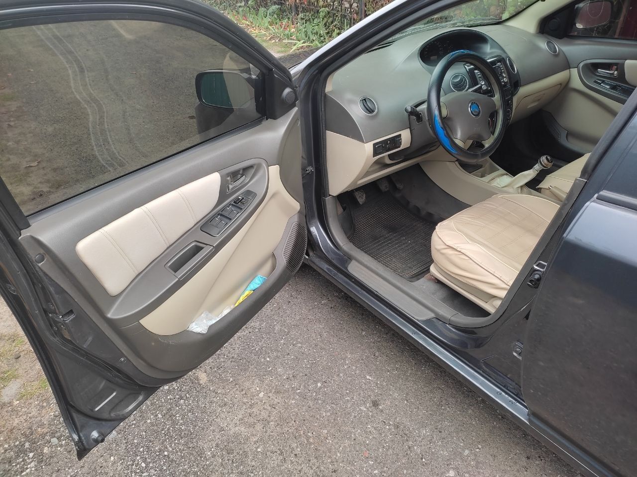 Geely mk 1.6  с люком газ/бензин