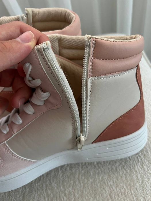 Кросівки жіночі хайтопи Італія