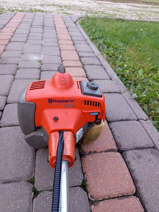 Kosa spalinowa stan b .dobry.