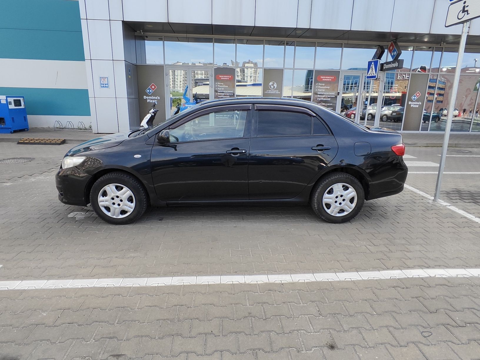 Продам Toyota Corolla 2010р. Не фарбована!