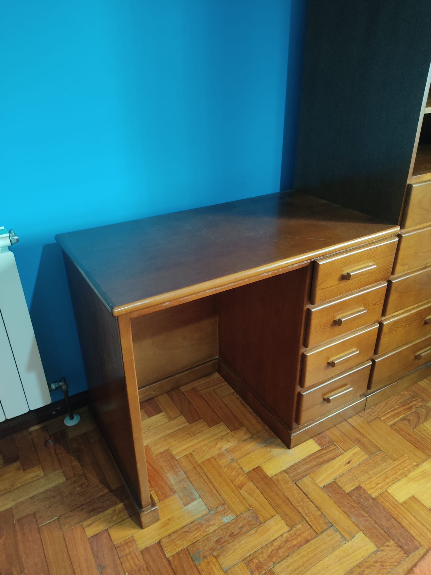 Vendo conjunto secretária e estante