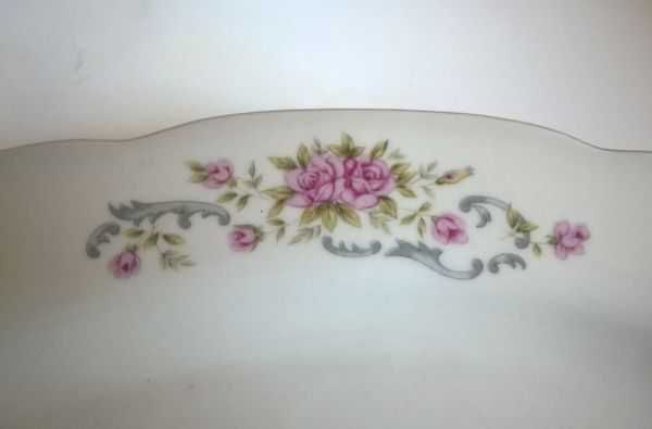 Mały półmisek owalny porcelana chińska 26 cm biały kwiaty