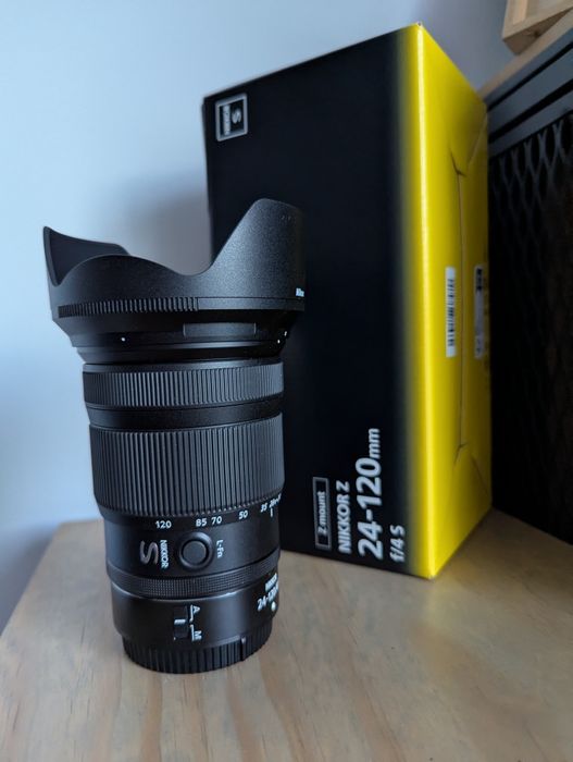 Nikon Z 24-120 F4 nova