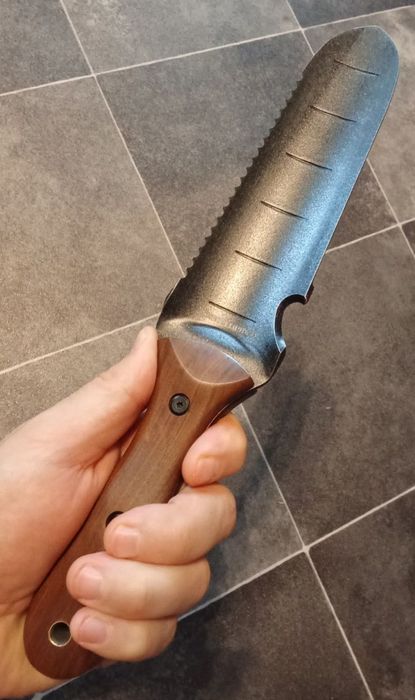 Wszechmocny Orzeł nożołopatka saperka digger łopatka ogrodowa