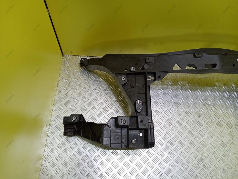 Панель передня Спринтер 906 телевізор Mercedes Sprinter W906 телевизор