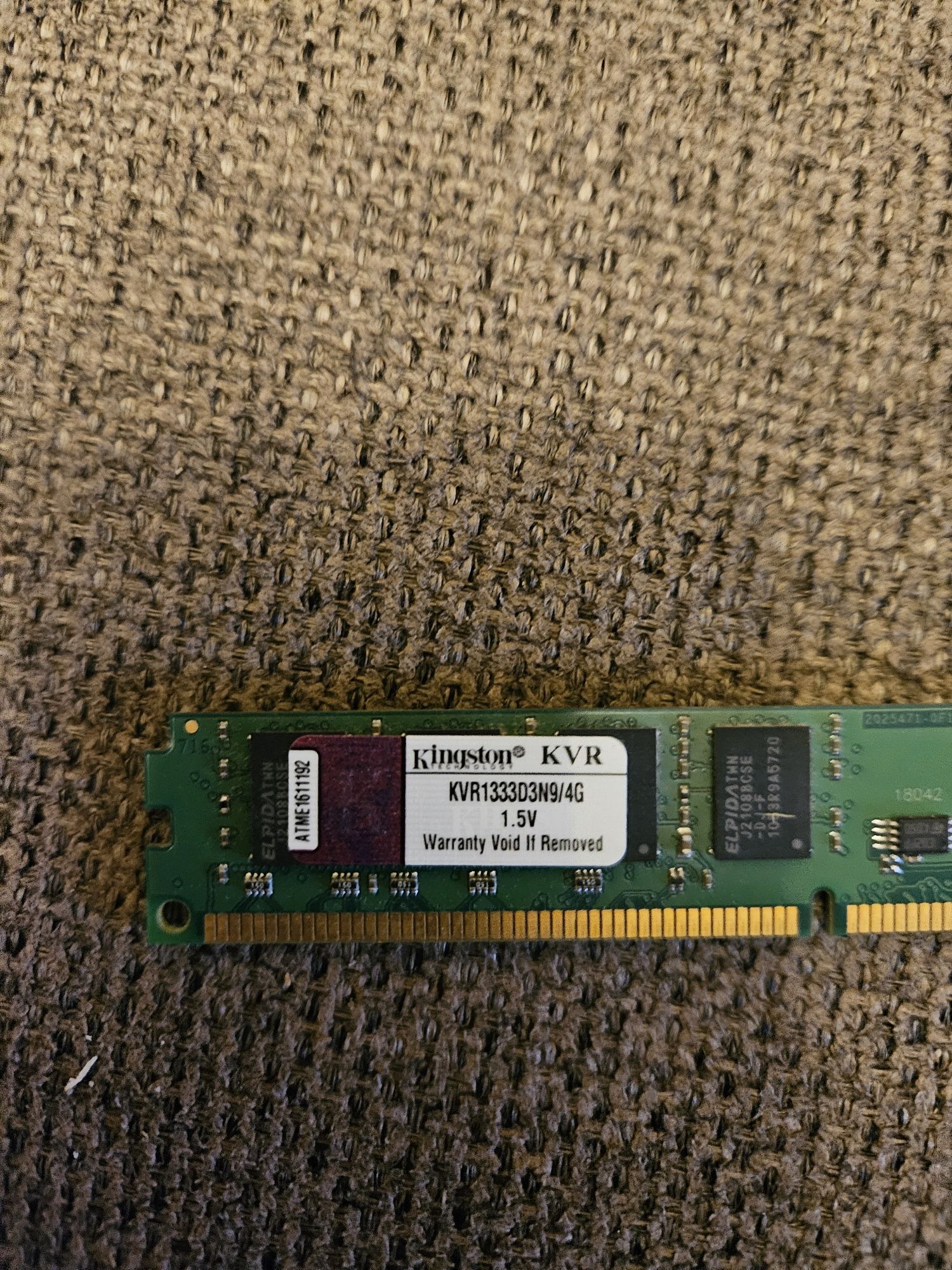 Память DDR3-1333 2x4ГБ