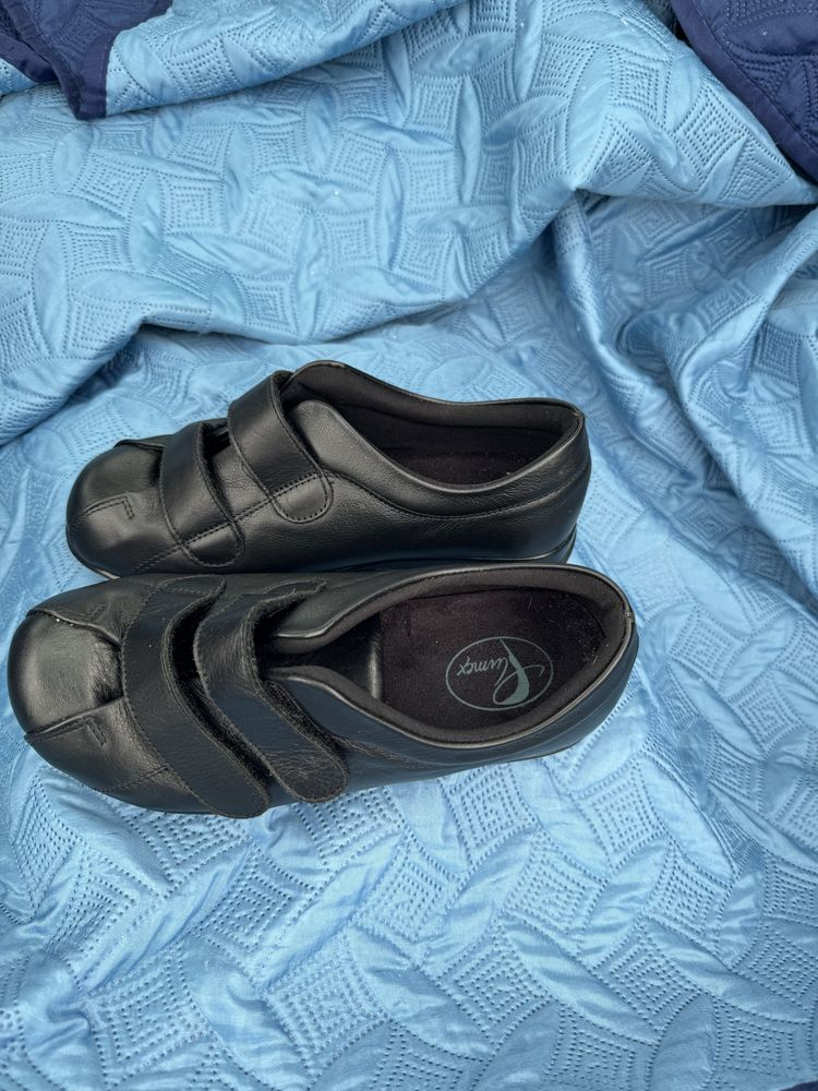Sapatos ortopédicos