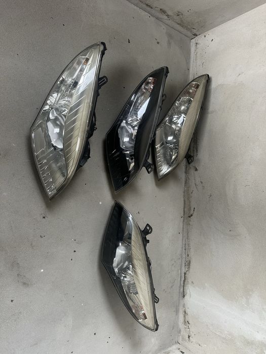 Фара передняя Renault Megane 3