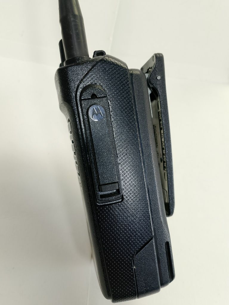 Рація Motorola DP-2400E
