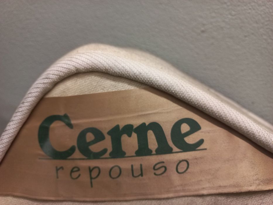 Berço da cerne 3 etapas do crescimento