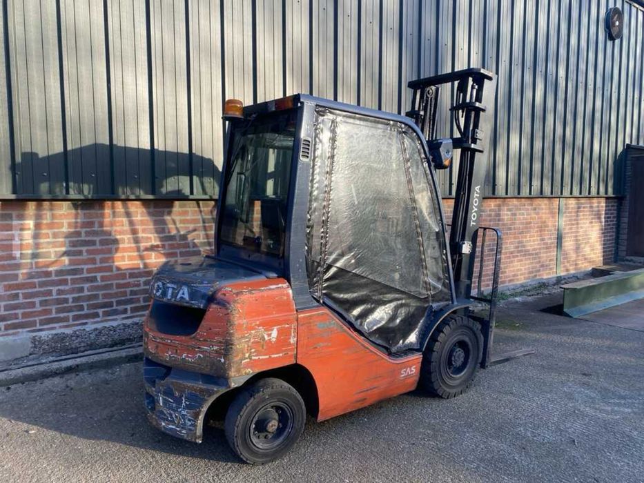 Навантажувач дизельний  TOYOTA 8FD25 2019р.дизель.