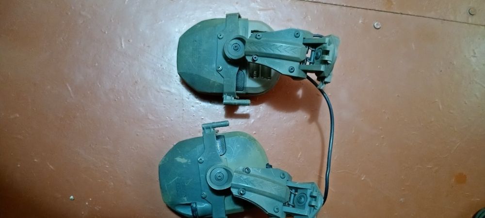 Активні навушники Razor Walkers