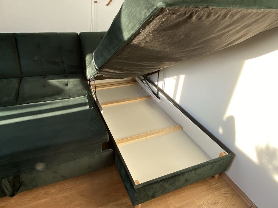 Zielony Naroznik z fukcja spania stan bardzo dobry !!!